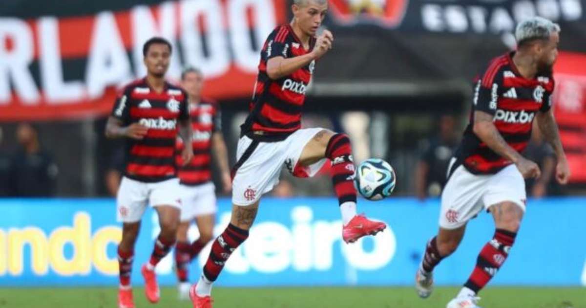 Promessas do Flamengo brilham em amistoso e disputam vaga no time titular