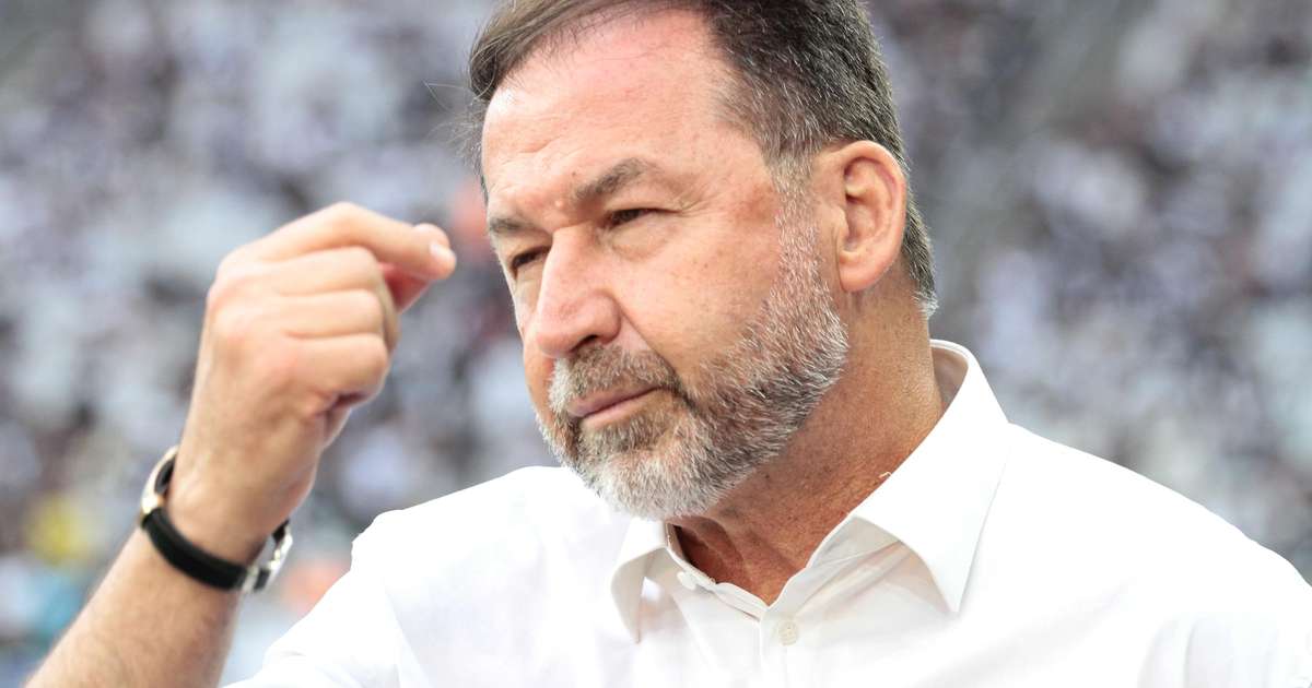 Suspensão da Votação do Impeachment do Presidente do Corinthians