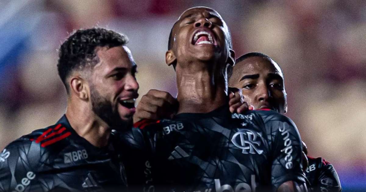 Flamengo encerra jejum de dois anos com goleada avassaladora no futebol.