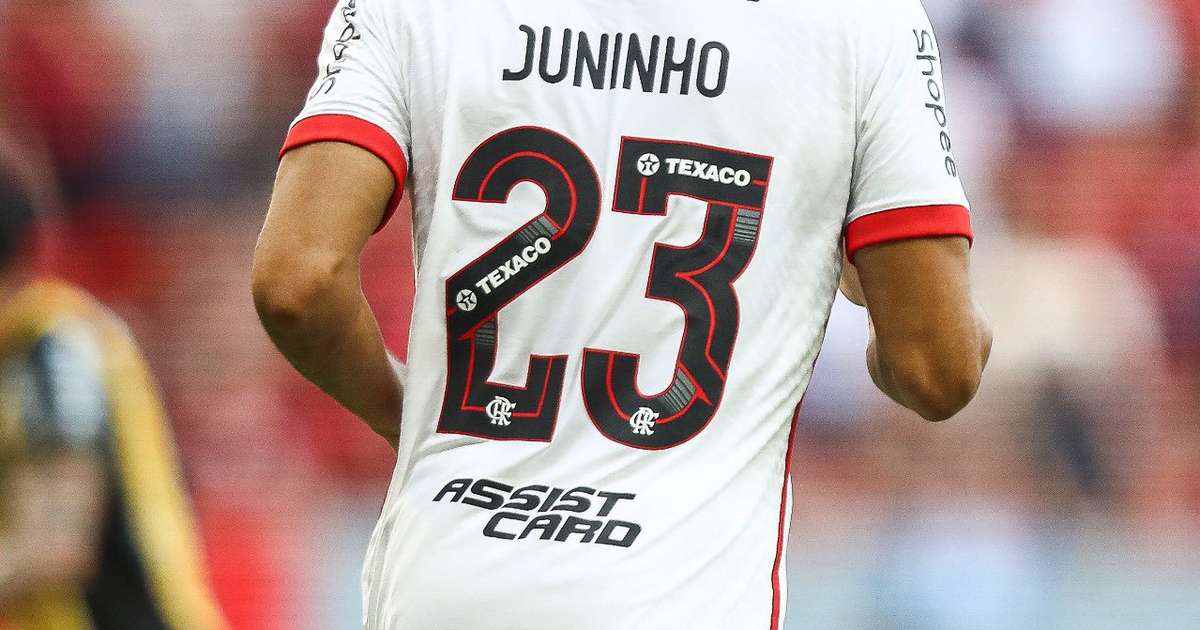 Juninho estreia pelo Flamengo em partida oficial no Campeonato Brasileiro