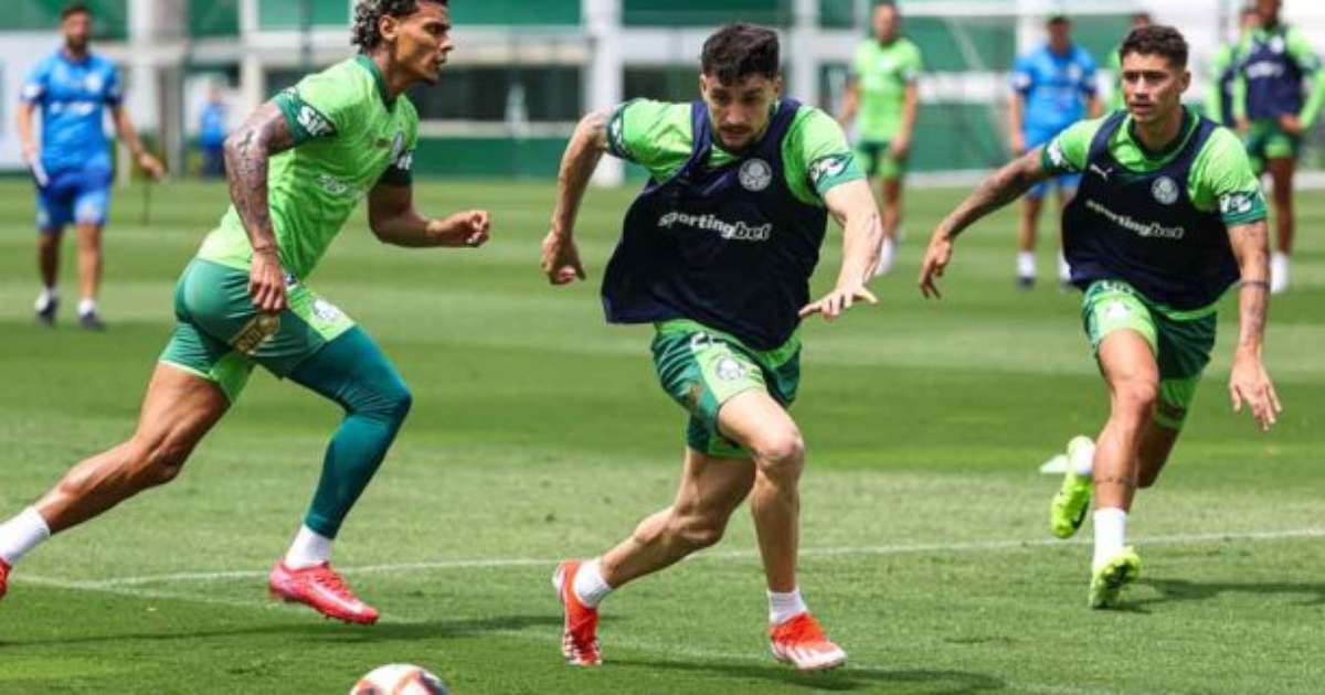 Emiliano Martínez se prepara no Palmeiras para enfrentar o Bragantino.