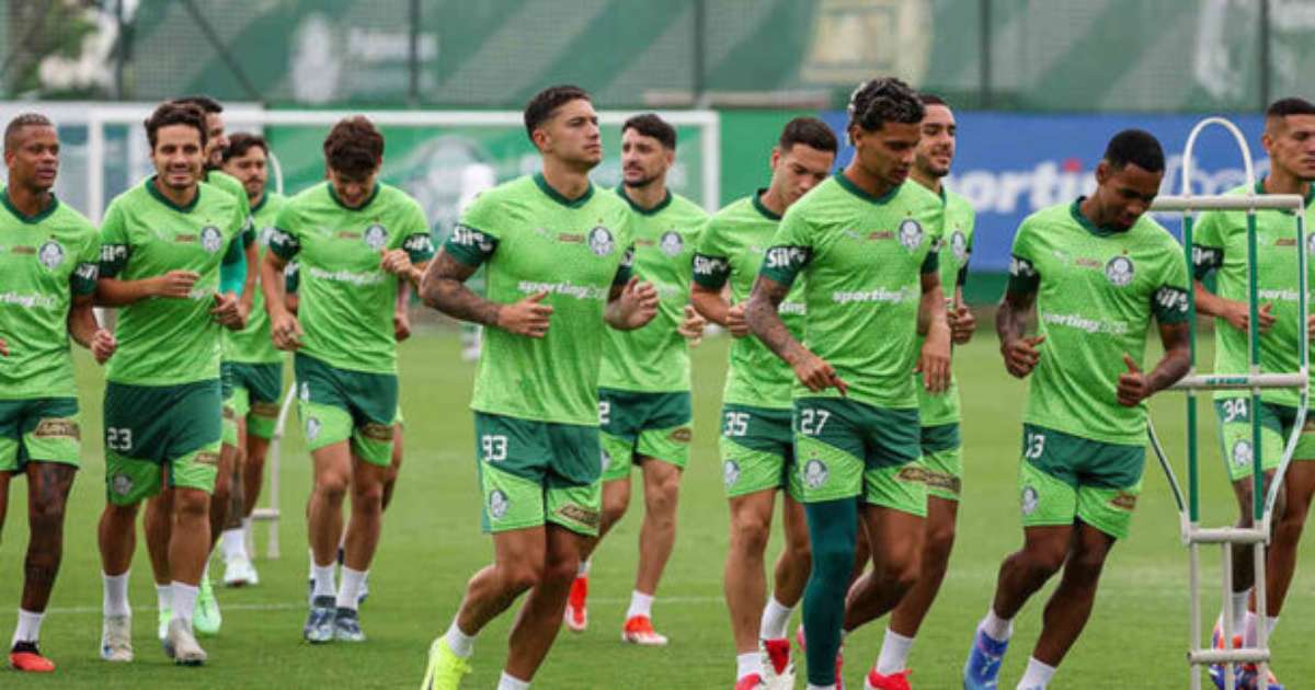 Palmeiras mantém revezamento e volta com equipe invicta contra o Bragantino