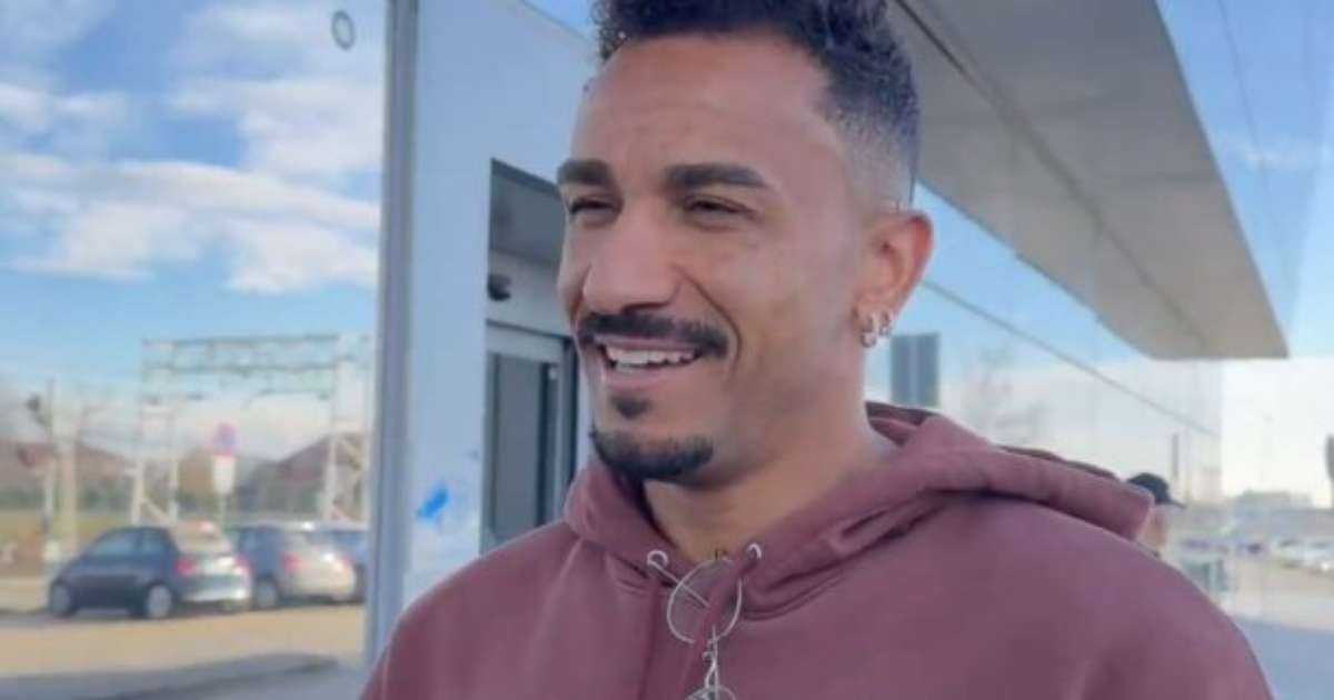 Aeronave de quase R$ 300 milhões traz Danilo ao Flamengo como cliente Ferrari