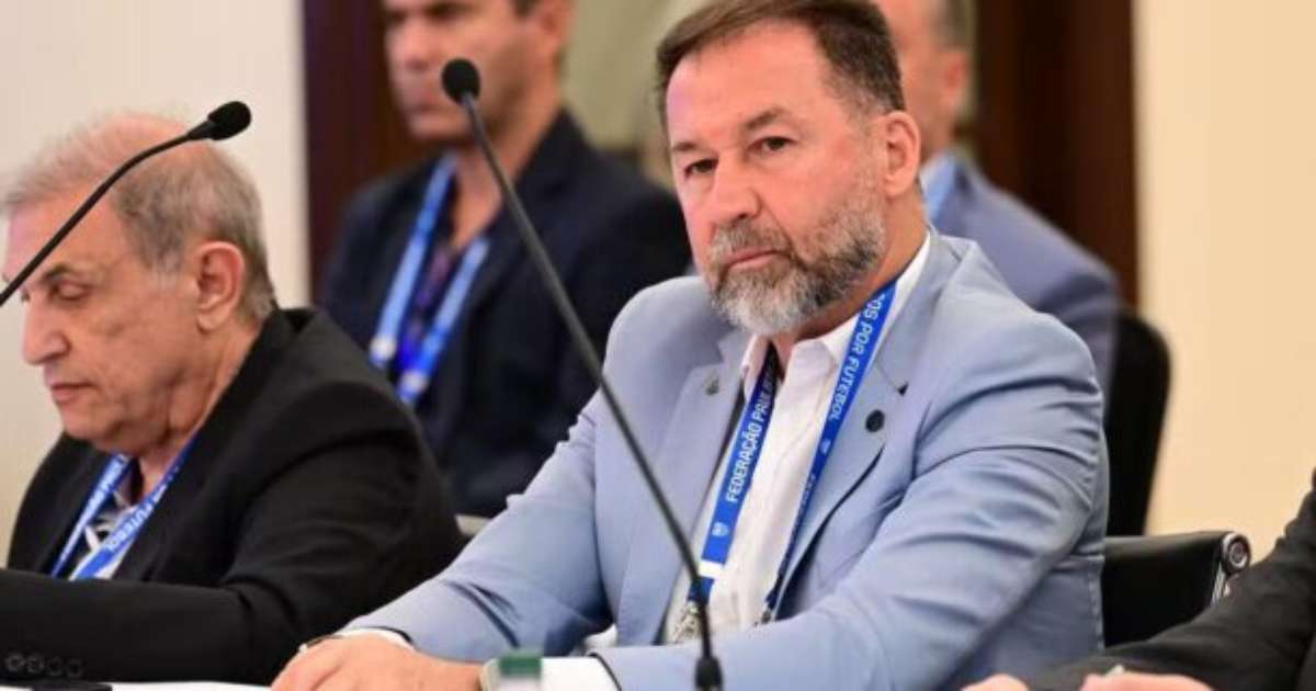 Pedido de destituição do presidente do Conselho no Corinthians.