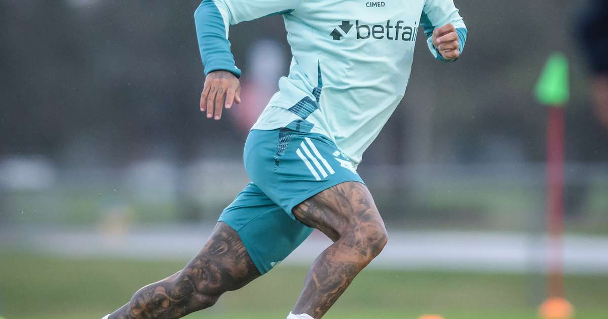 Dudu celebra vitória e destaca trabalho de Fernando Diniz no time.