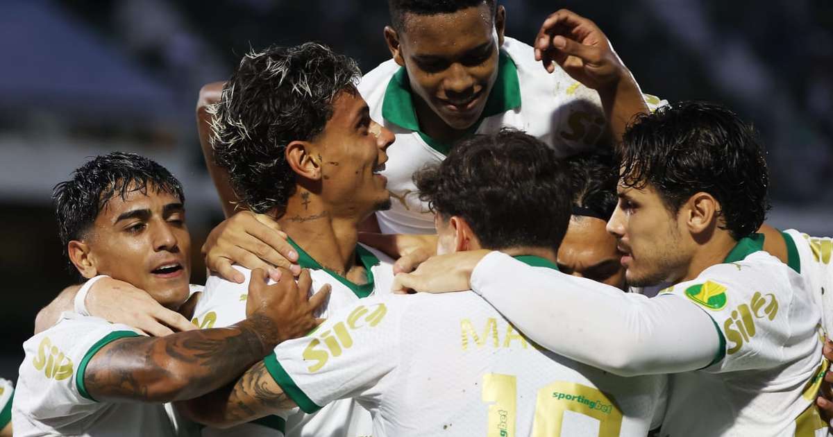Palmeiras goleia Guarani fora de casa pelo Campeonato Paulista de futebol.