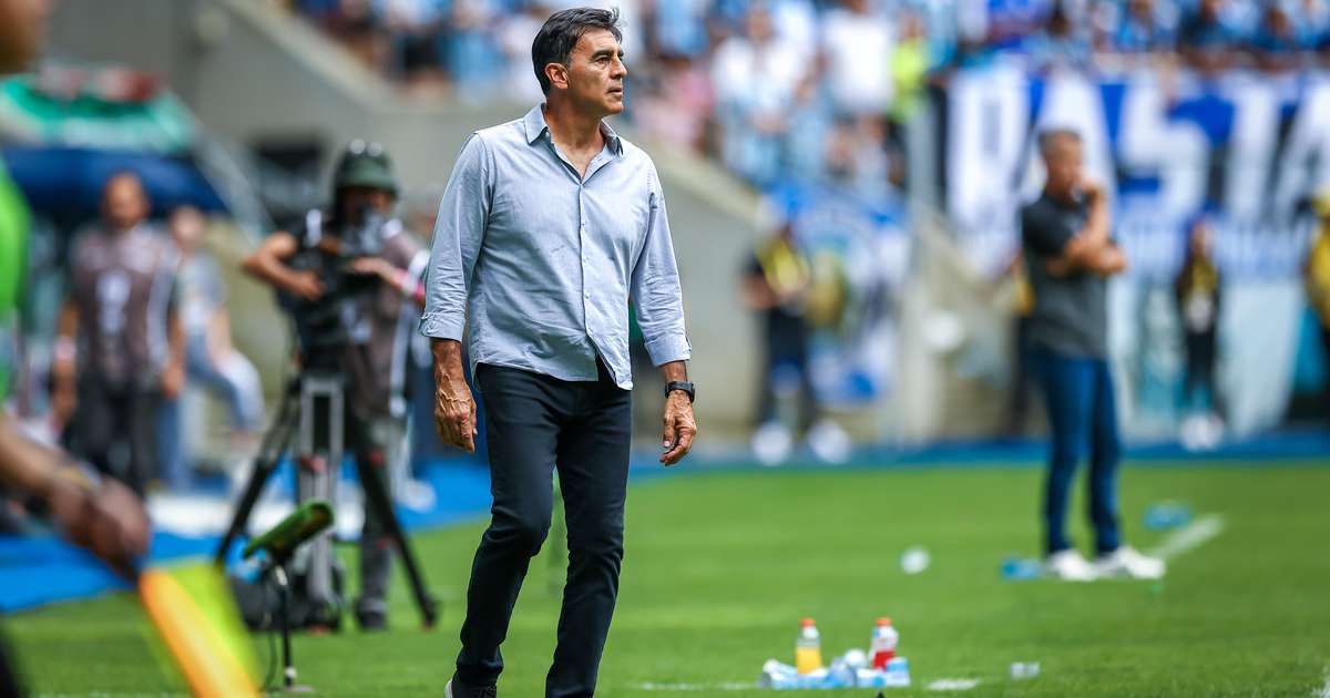 Quinteros: Grêmio busca a glória máxima no futebol brasileiro