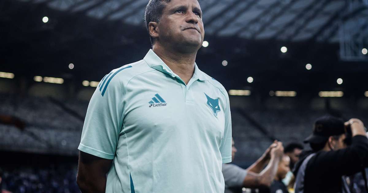 Equilíbrio mental é fundamental na vitória do Cruzeiro, destaca Wesley Carvalho.