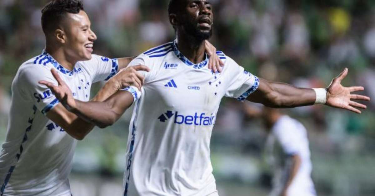 Bolasie marca no fim e adia classificação do Cruzeiro no empate contra América.