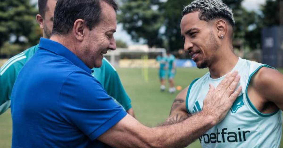Dono do Cruzeiro Visita Treino Antes do Clássico Contra o Atlético