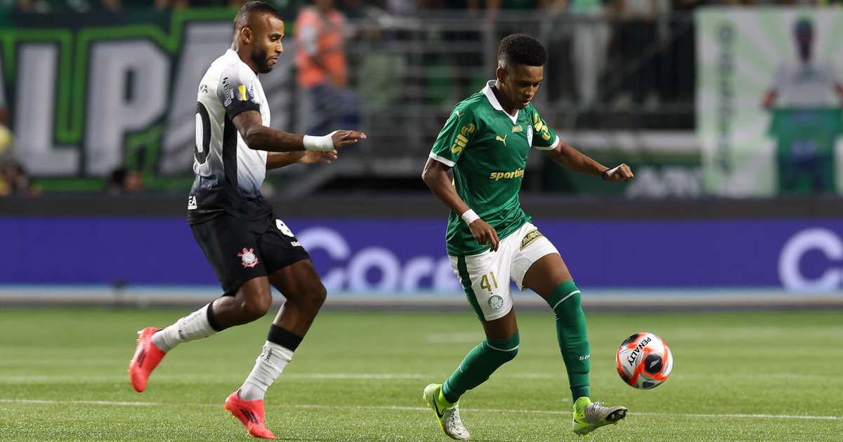 Estêvão lamenta falha em decisão de pênalti contra o Corinthians