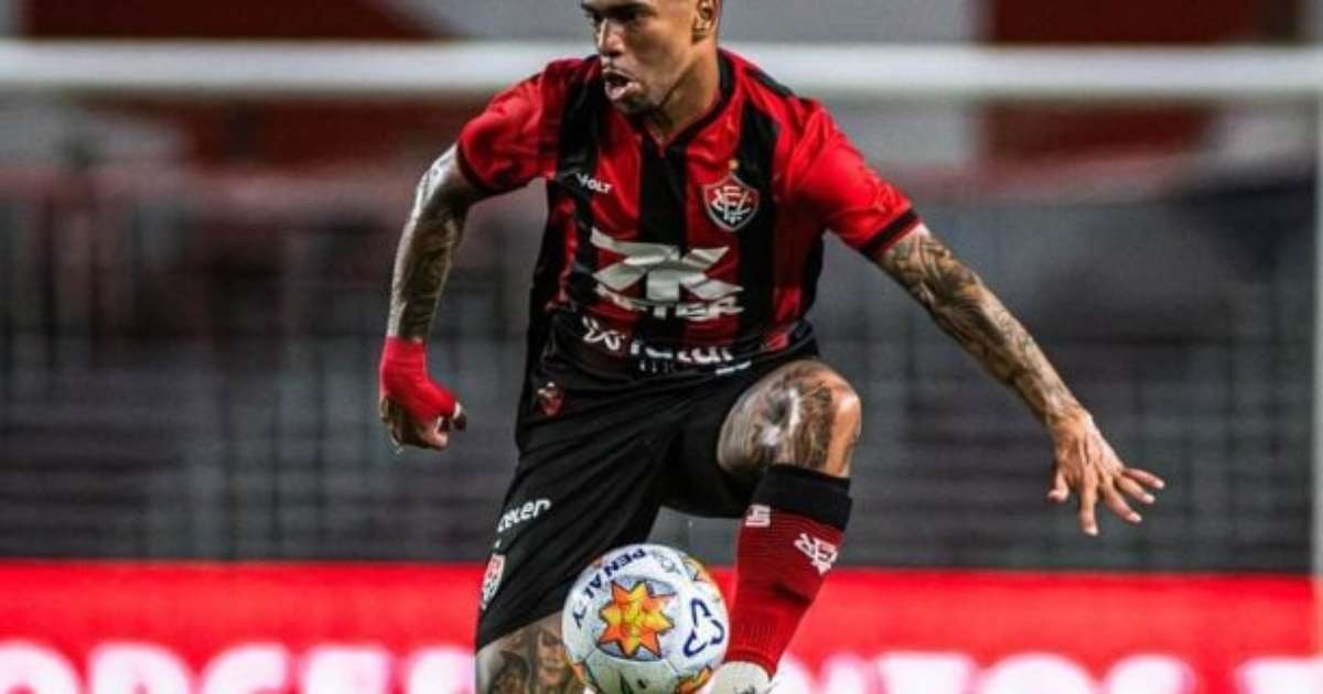 Lucas Esteves fica perto assinar com o Grêmio e já tem previsão de estreia