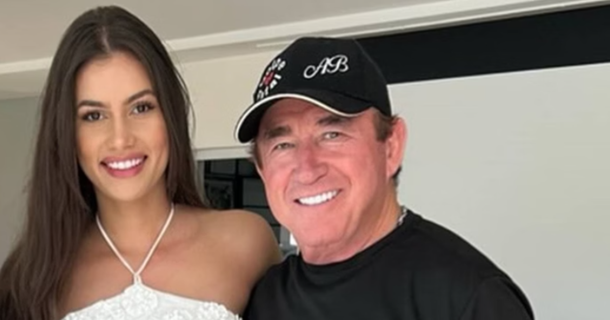 Amado Batista emociona ao dedicar música à noiva 50 anos mais jovem - Portais