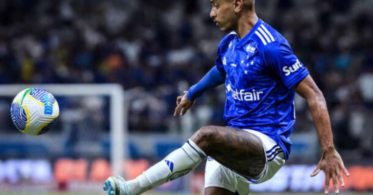 Matheus Pereira do Cruzeiro concorda com proposta do Zenit para exames médicos.