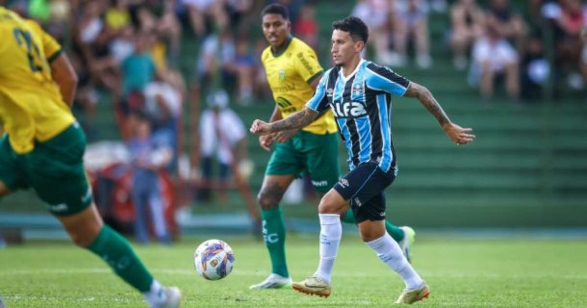 Analista avalia desempenho do Grêmio e projeta semifinal do Gauchão.