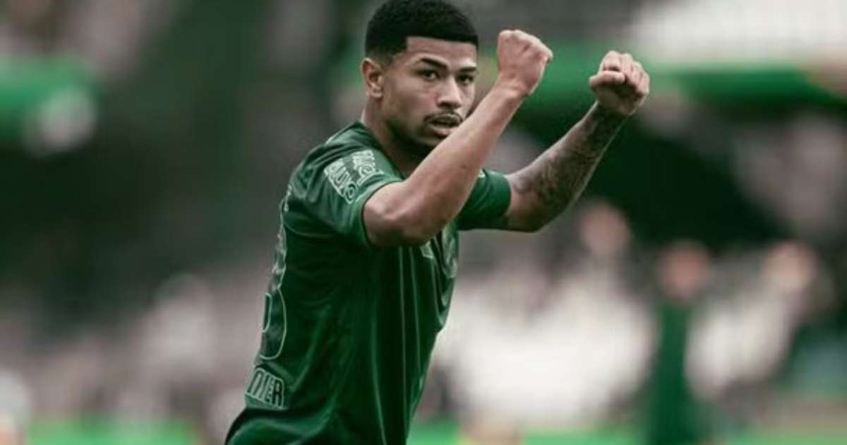 Cruzeiro avalia possibilidade de contratar atacante do Coritiba