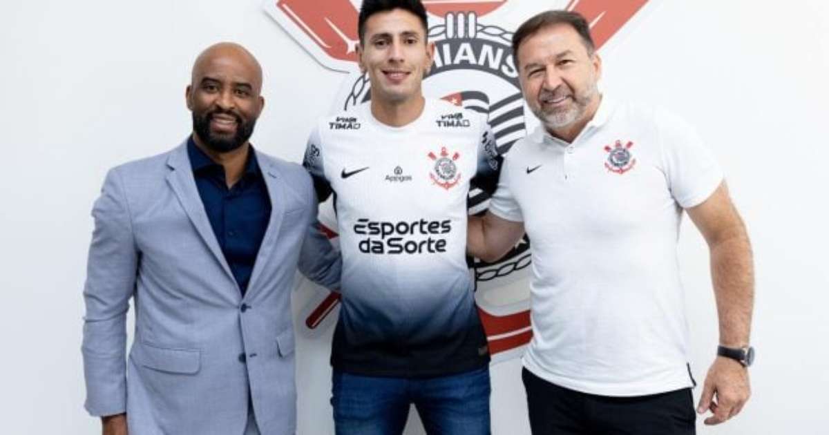 Corinthians anuncia contratação do lateral Fabrizio Angileri