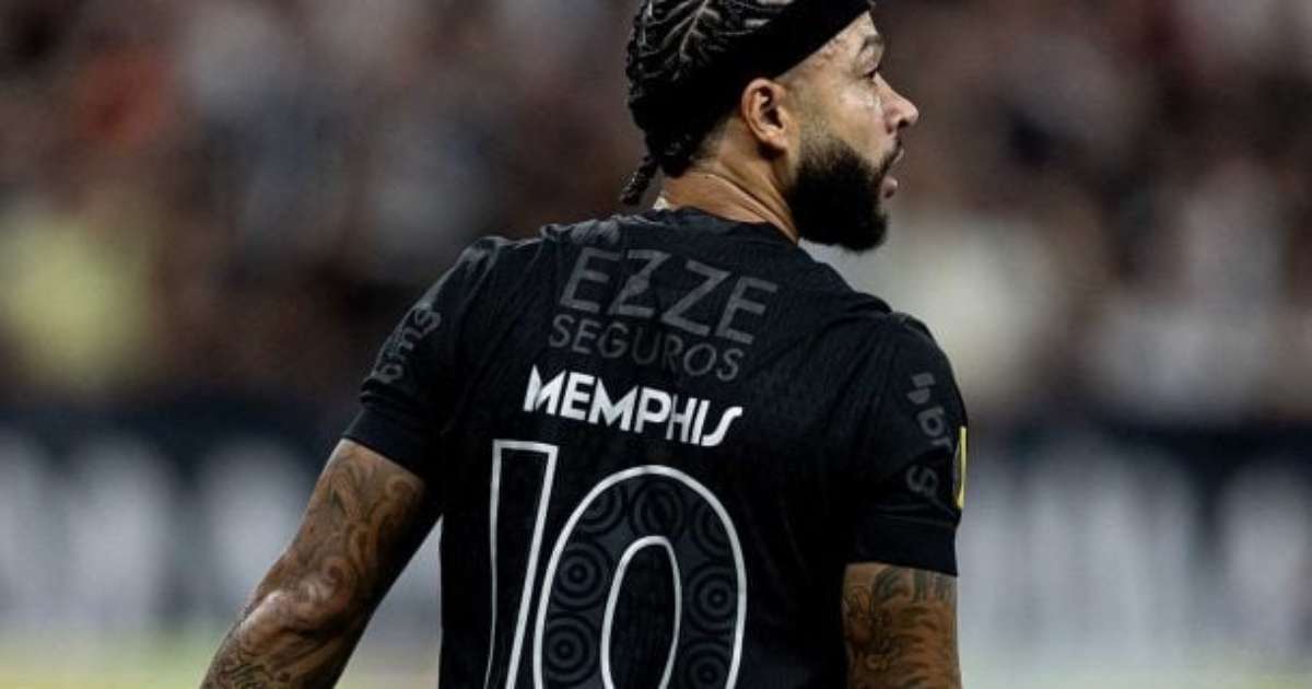 Ídolo do Corinthians detona comprometimento de Depay: 'é justo continuar titular?'