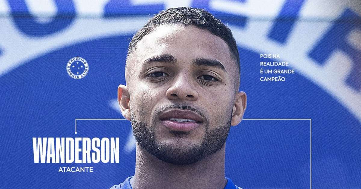 cruzeiro contrata atacante wanderson para reforçar equipe no campeonato.