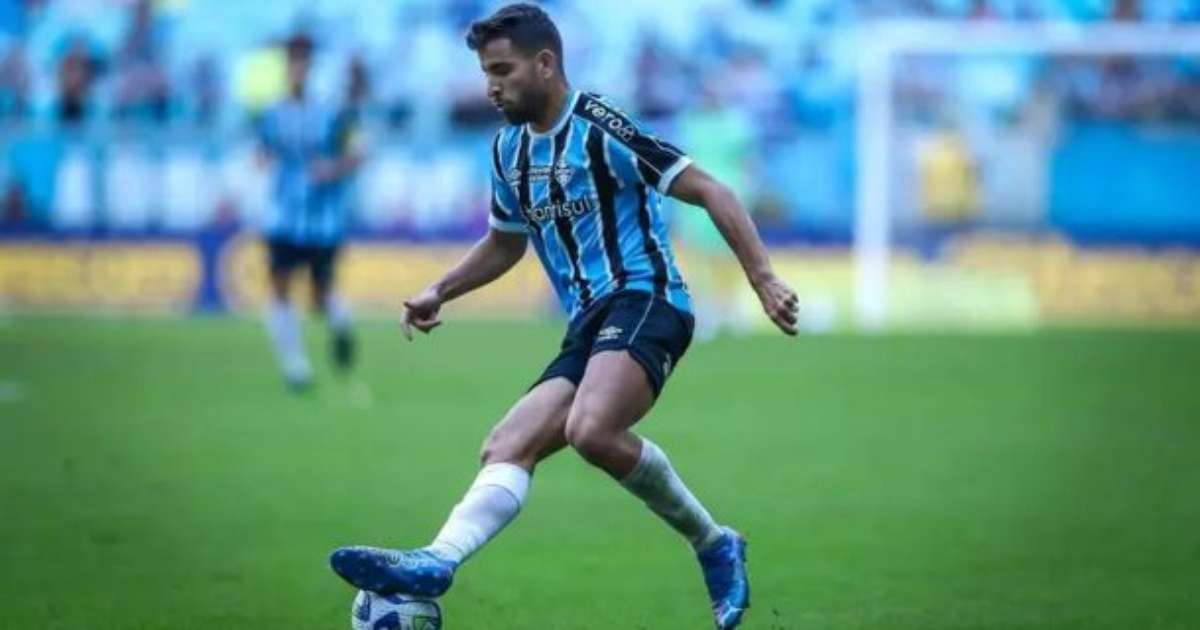 Vitória garante contratação de atacante Pepê, destaque do Grêmio