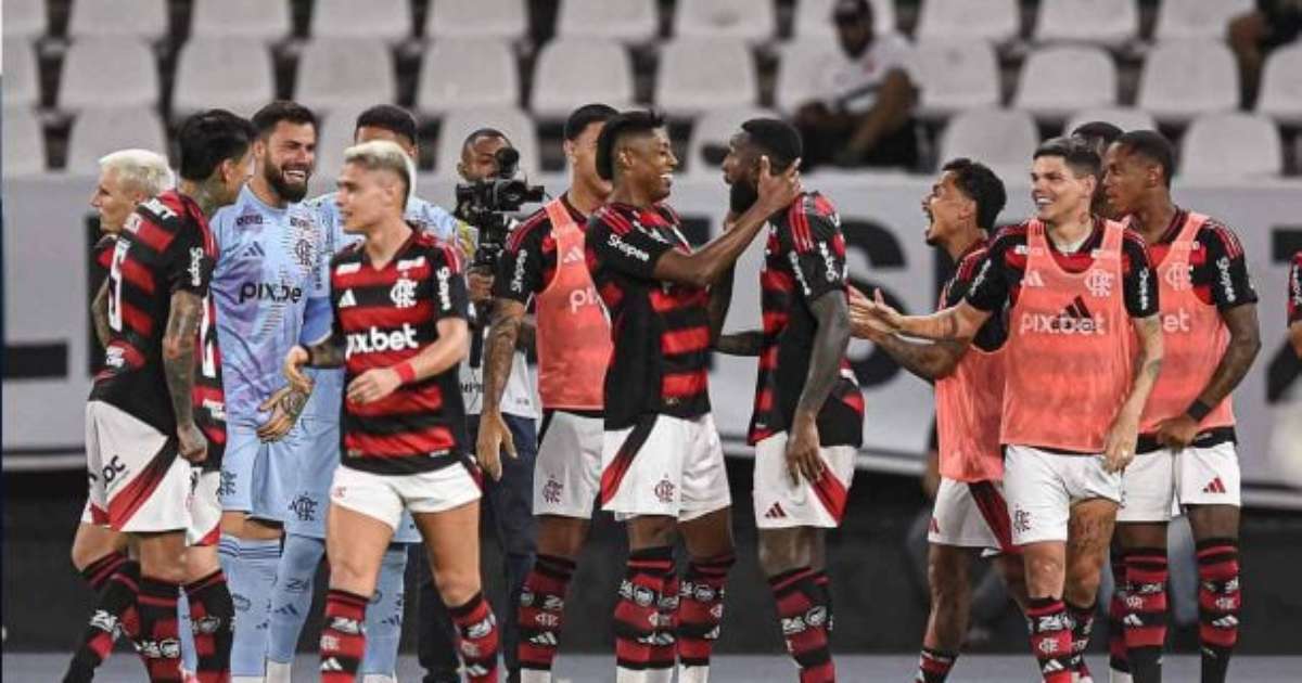 Flamengo vence Vasco e larga na frente na semifinal do Carioca