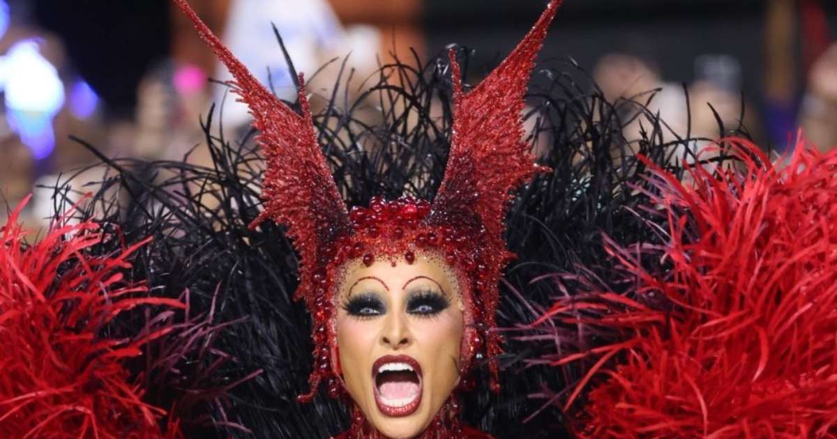 10 Fantasias Incríveis de Famosas no Carnaval: Veja as Fotos!