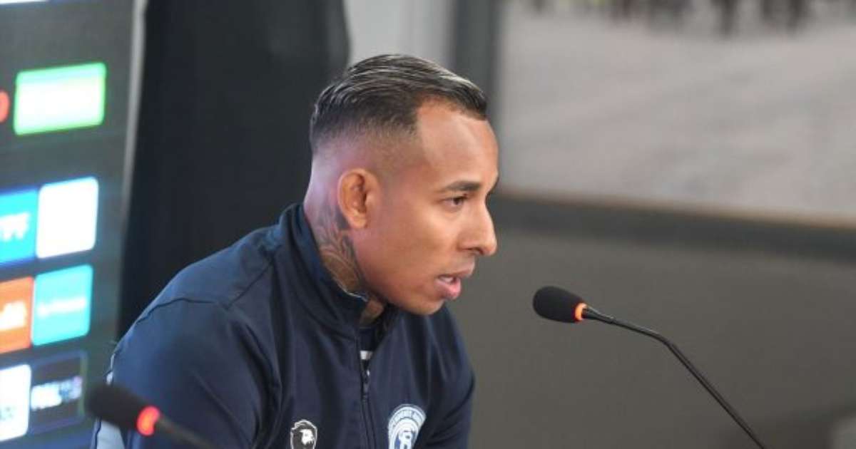 Atacante Sebastián Villa interessa a três clubes brasileiros no mercado.