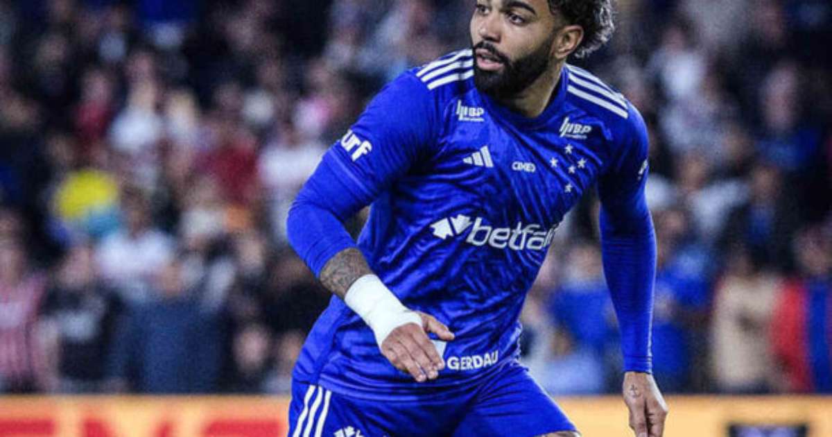 Reserva adaptado: Gabigol mostra versatilidade no Cruzeiro, diz jornalista.