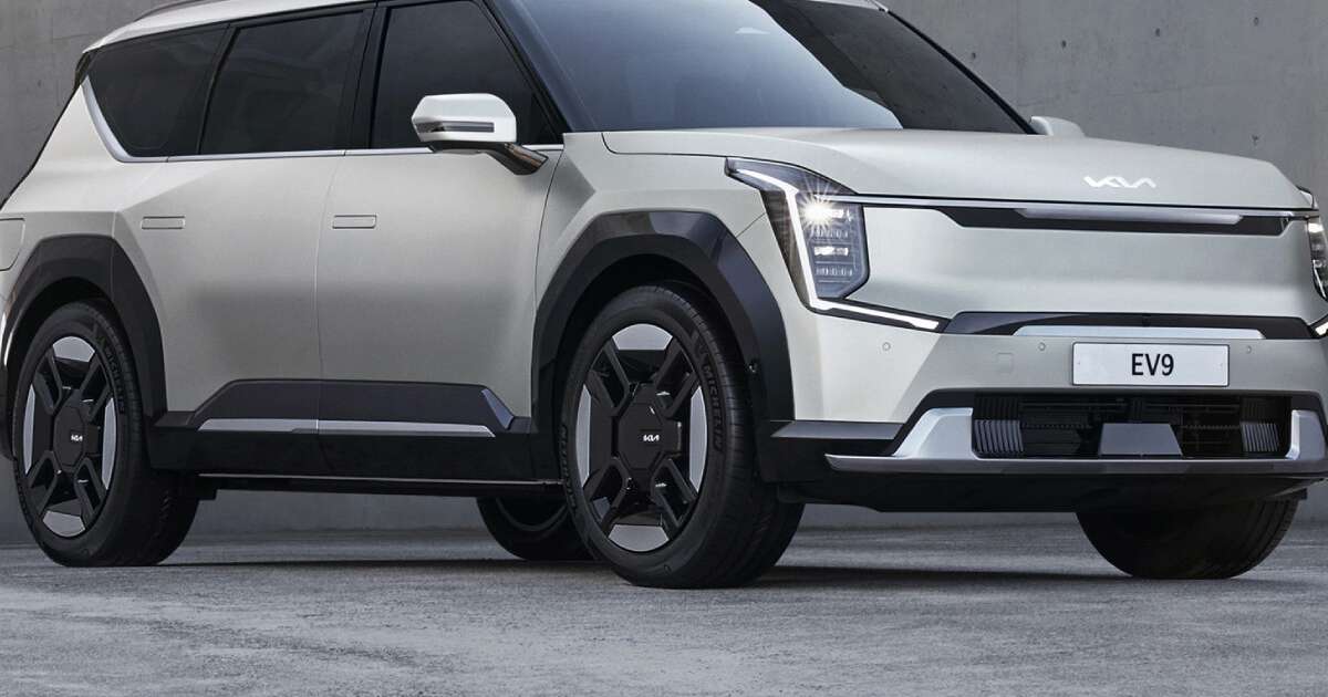 Kia faz recall de 23.000 carros elétricos depois que trabalhador esquece de instalar os parafusos de montagem do assento