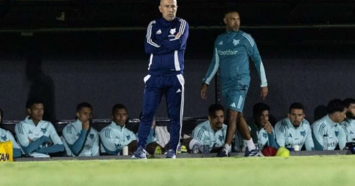 Mesmo com derrota, Leonardo Jardim vê pontos positivos em atuação celeste