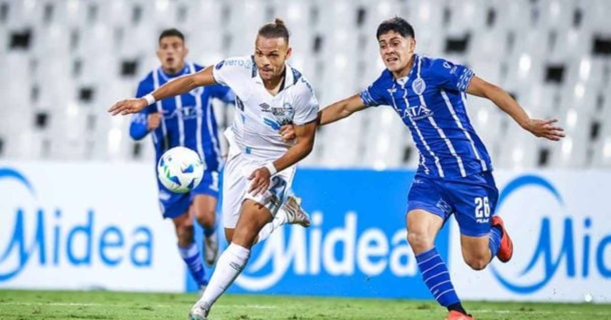 Braithwaite destaca importância do empate e aponta necessidade de melhorar defesa