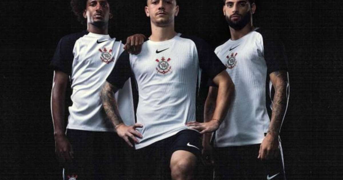 Corinthians lança uniforme com homenagem ao Mundial de 2000