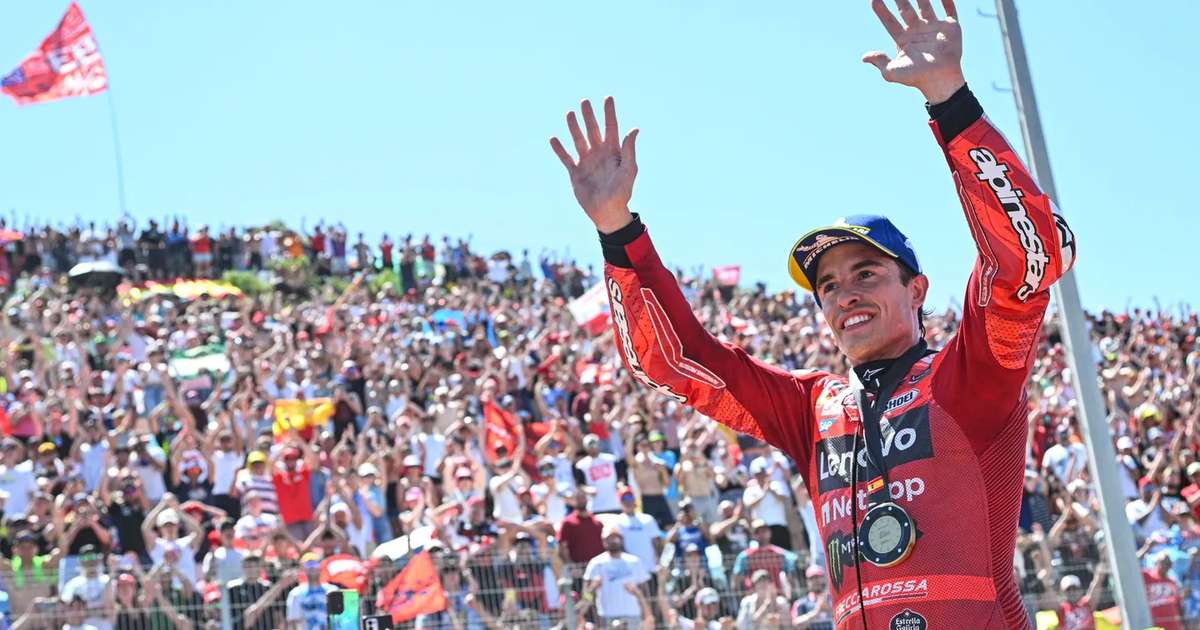 MotoGP: Marc Márquez lidera testes em Jerez