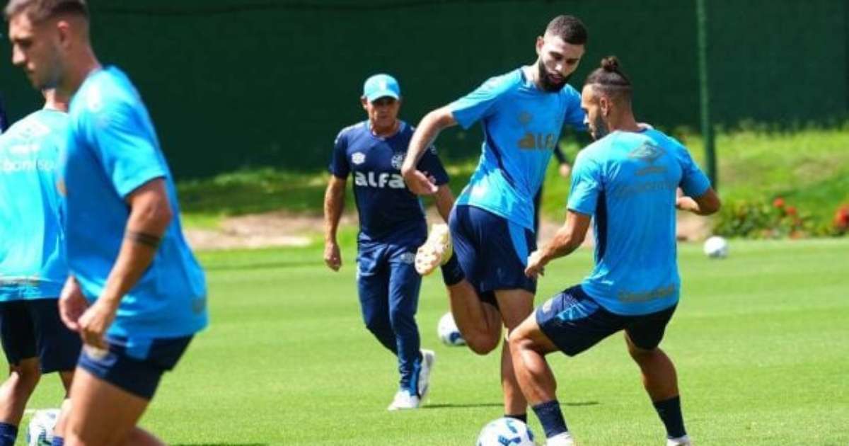 Mano planeja até quatro mudanças no Grêmio para enfrentar o CSA; Confira a provável escalação