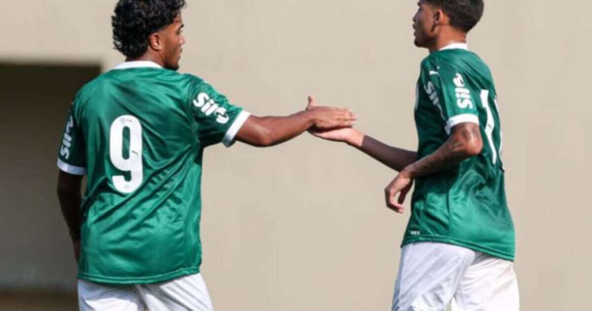 Palmeiras vence o Grêmio com gol decisivo e segue líder do Brasileirão Sub-20
