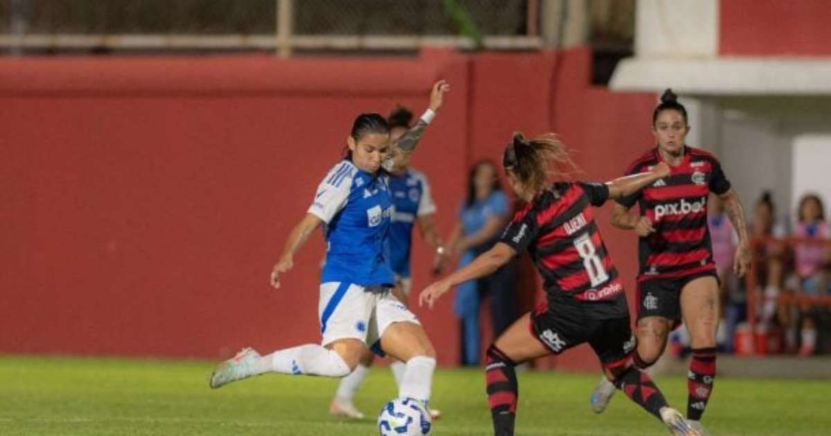 Cruzeiro e Flamengo empatam em jogo agitado pelo Brasileirão Feminino