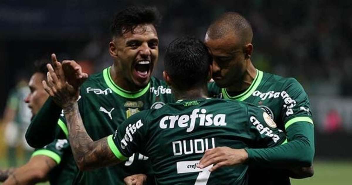 Atacante Dudu confiante em boa recepção no Atlético após ligações de jogadores.
