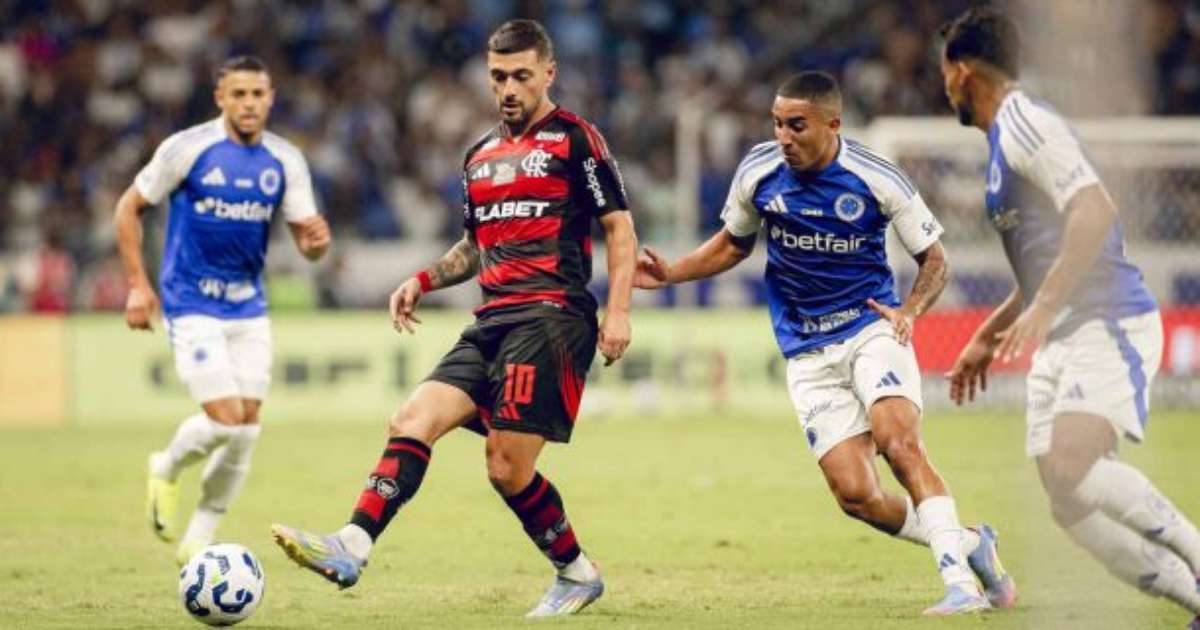 MARCO HISTÓRICO NO FUTEBOL BRASILEIRO! Craque vive momento especial e segue decisivo em temporada intensa!