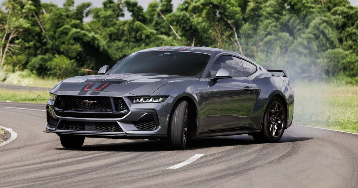 Novo Ford Mustang Manual chega ao Brasil com potência extra por R$ 600 mil