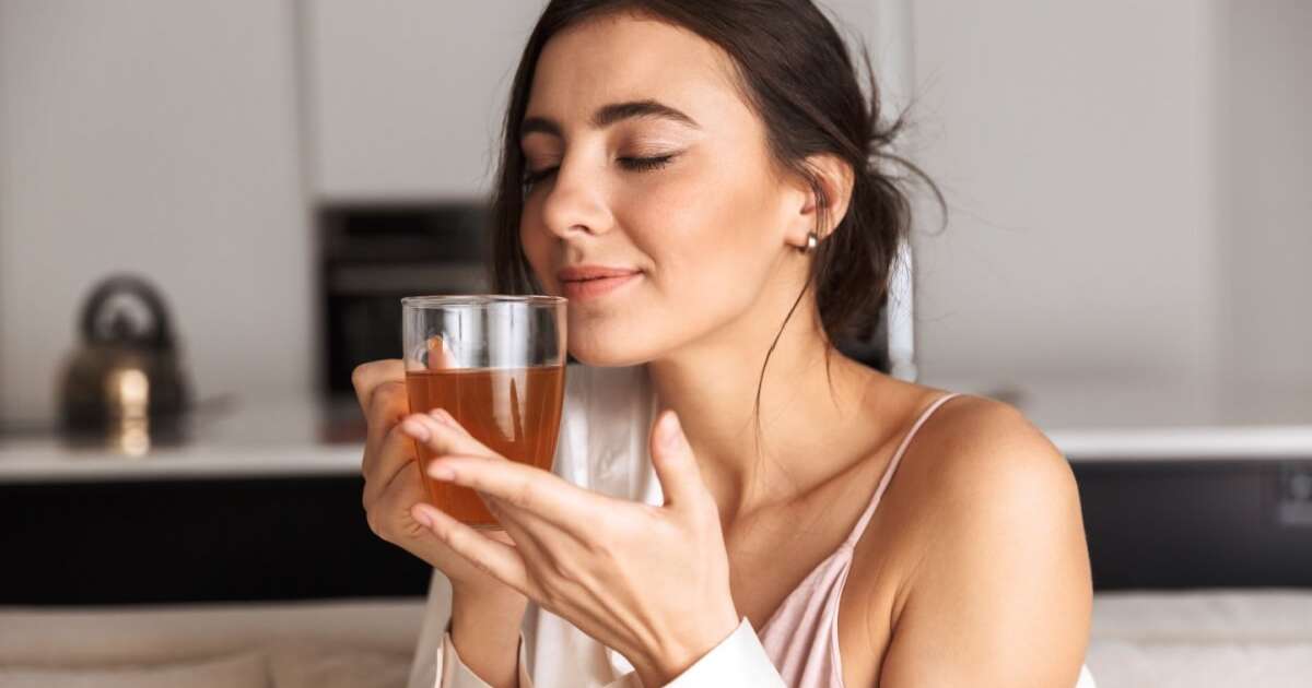 6 Chás Naturais para uma Pele Saudável e Radiante