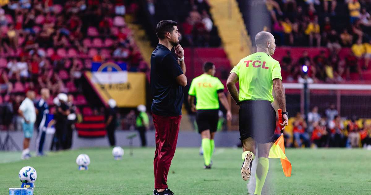Cruzeiro goleia Sport e afunda time pernambucano na lanterna do Campeonato Brasileiro.