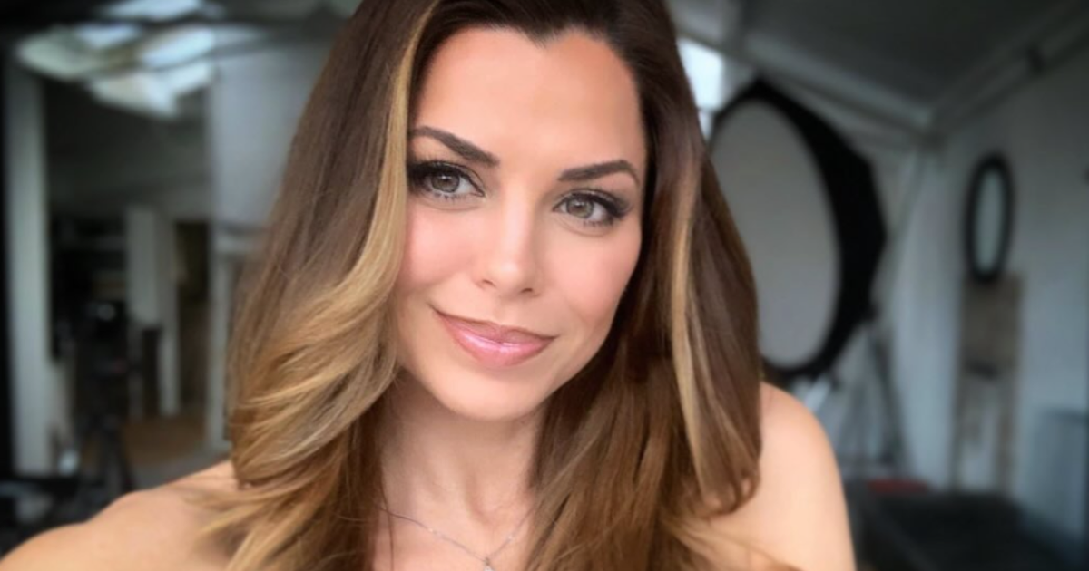 Ex-coelhinha da Playboy vira sem teto na Inglaterra e abre vaquinha