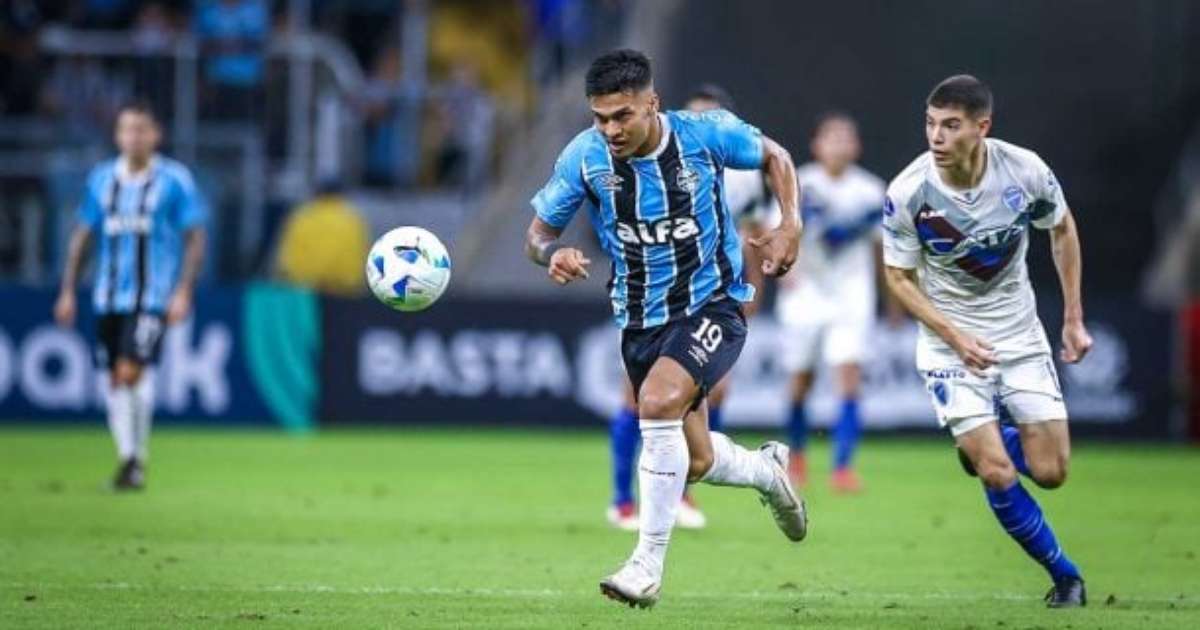 Arezo esclarece declaração sobre possível saída do Grêmio: Saiu de contexto