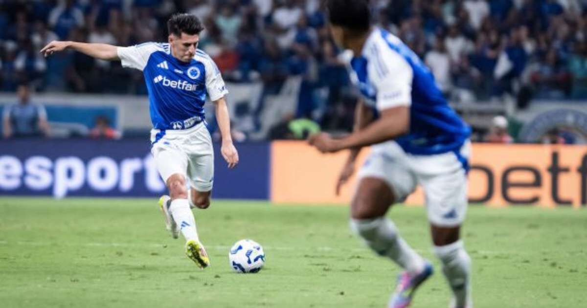 Estratégia Defensiva do Galo Surpreende Jardim em Clássico contra o Cruzeiro.