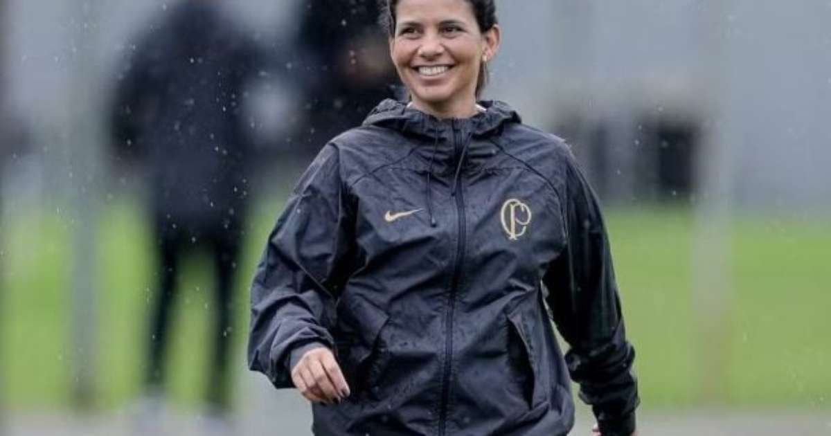 Chefe do departamento médico deixa o Corinthians após comentário de Dorival