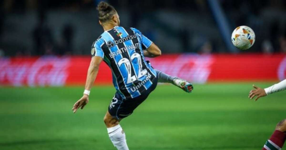 Braithwaite aprova marcação de pênalti a favor do Grêmio