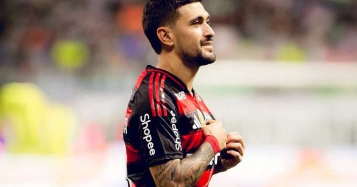 Arrascaeta valoriza vitória do flamengo contra 'rival direto'