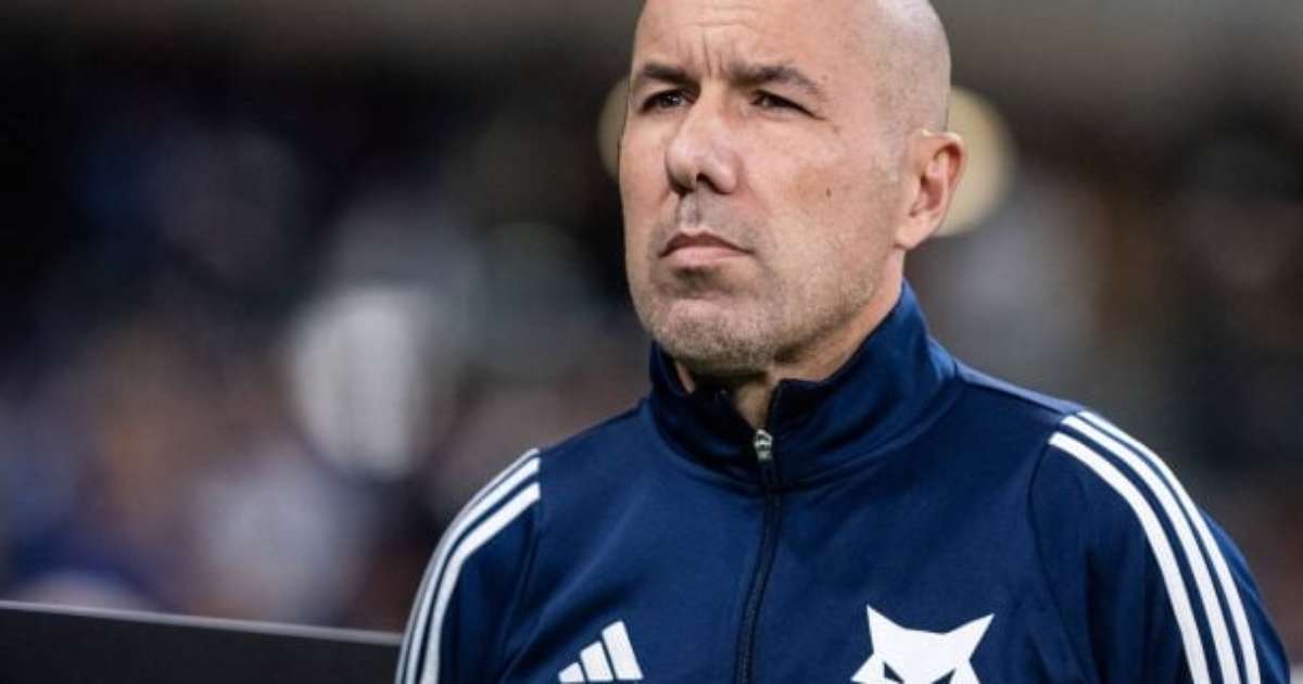 Leonardo Jardim opta por time reserva do Cruzeiro na Sul-Americana.