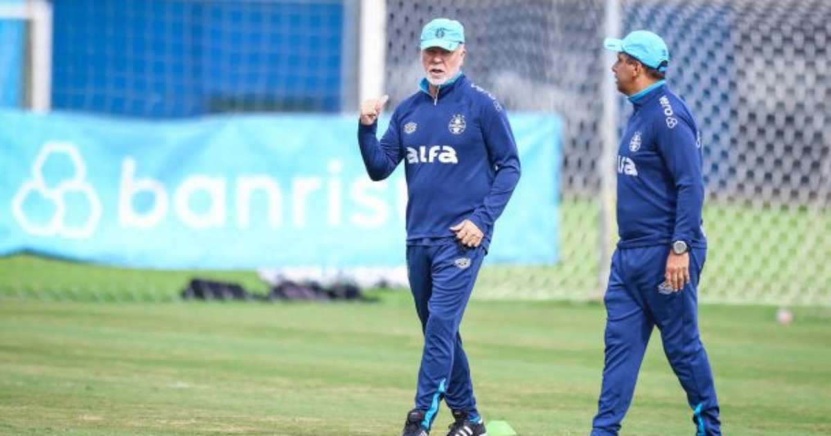 Mano preservará titulares do Grêmio para duelo contra Sportivo Luqueño.