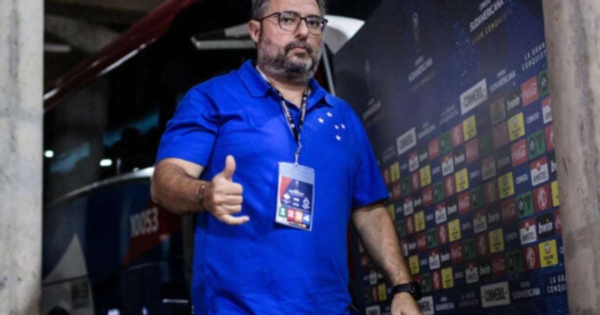 Alexandre Mattos pode sair do Cruzeiro sem dificuldades na mira do Santos.